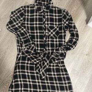 G by Giuliana Plaid Tunic Top – Black and Beige Longline Shirt, Size Small